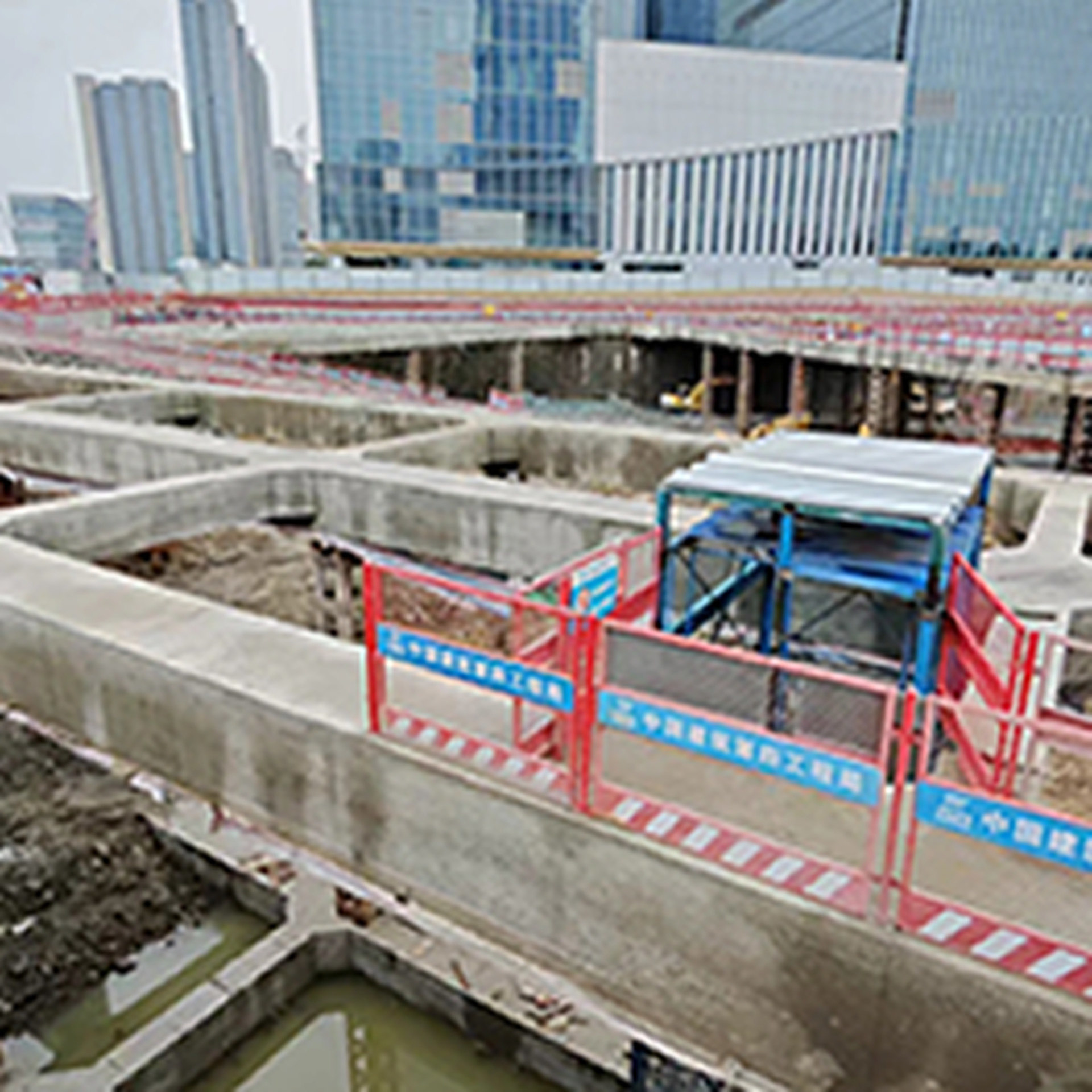Support axial force monitoring